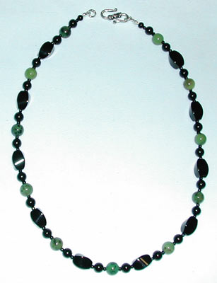 China Crysoprase and Black Onyx Necklace