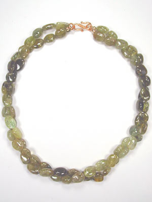 green garnet twisted necklace